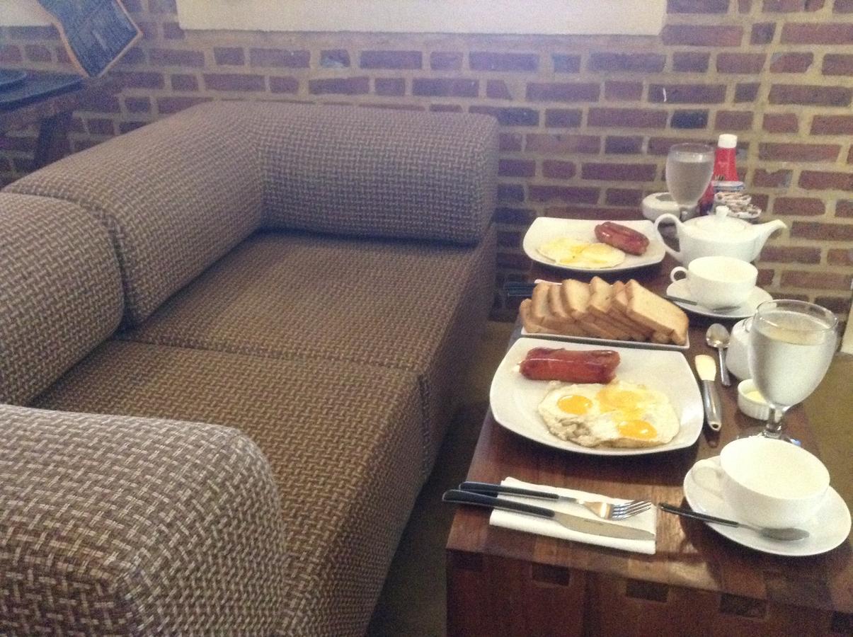 Haritha Cottage Colombo Ngoại thất bức ảnh